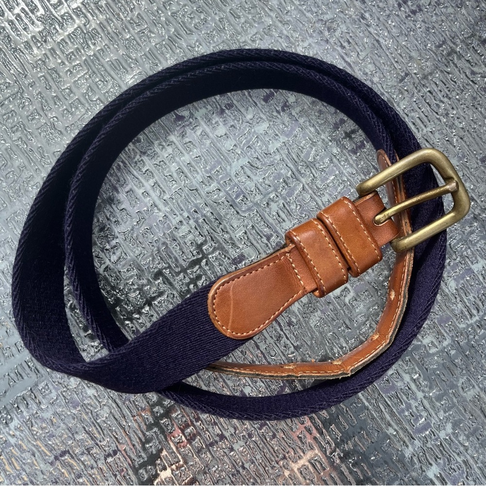Vintage Coach #7803 Navy Wool & Brown Leather with Gold Buckle Belt Size 40